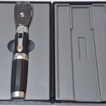 Ophtalmoscope 14 Lumen, 2x AA Battery (in a case)